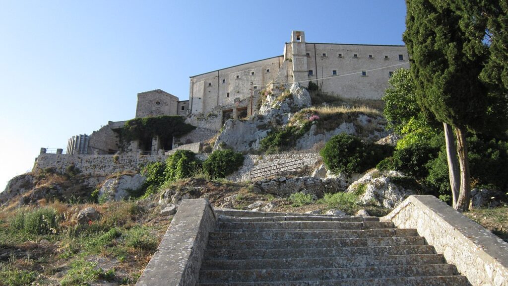 Monastère de San Pellegrino, Caltabellotta