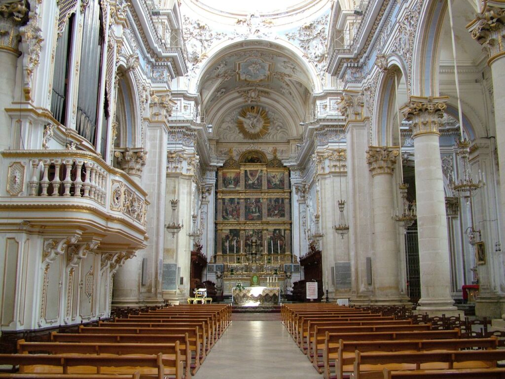 Interior Catedral San Giorgio Modica