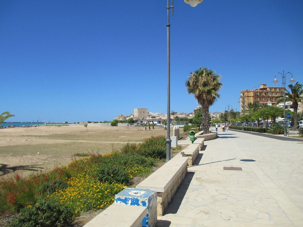 Promenade and beach of Pozzallo