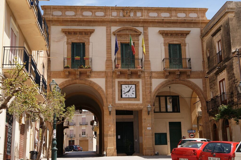 Palazzo dell'Arpa, Municipio, Sambuca di Sicilia