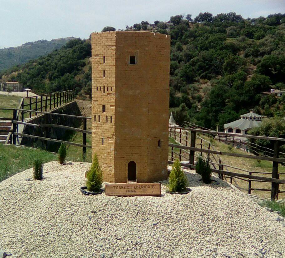 Kontiland, Sicile en miniature, Savoca