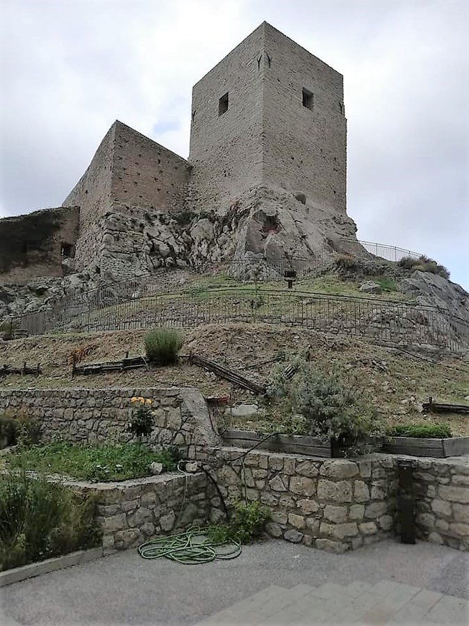Schloss Montalbano Elicona