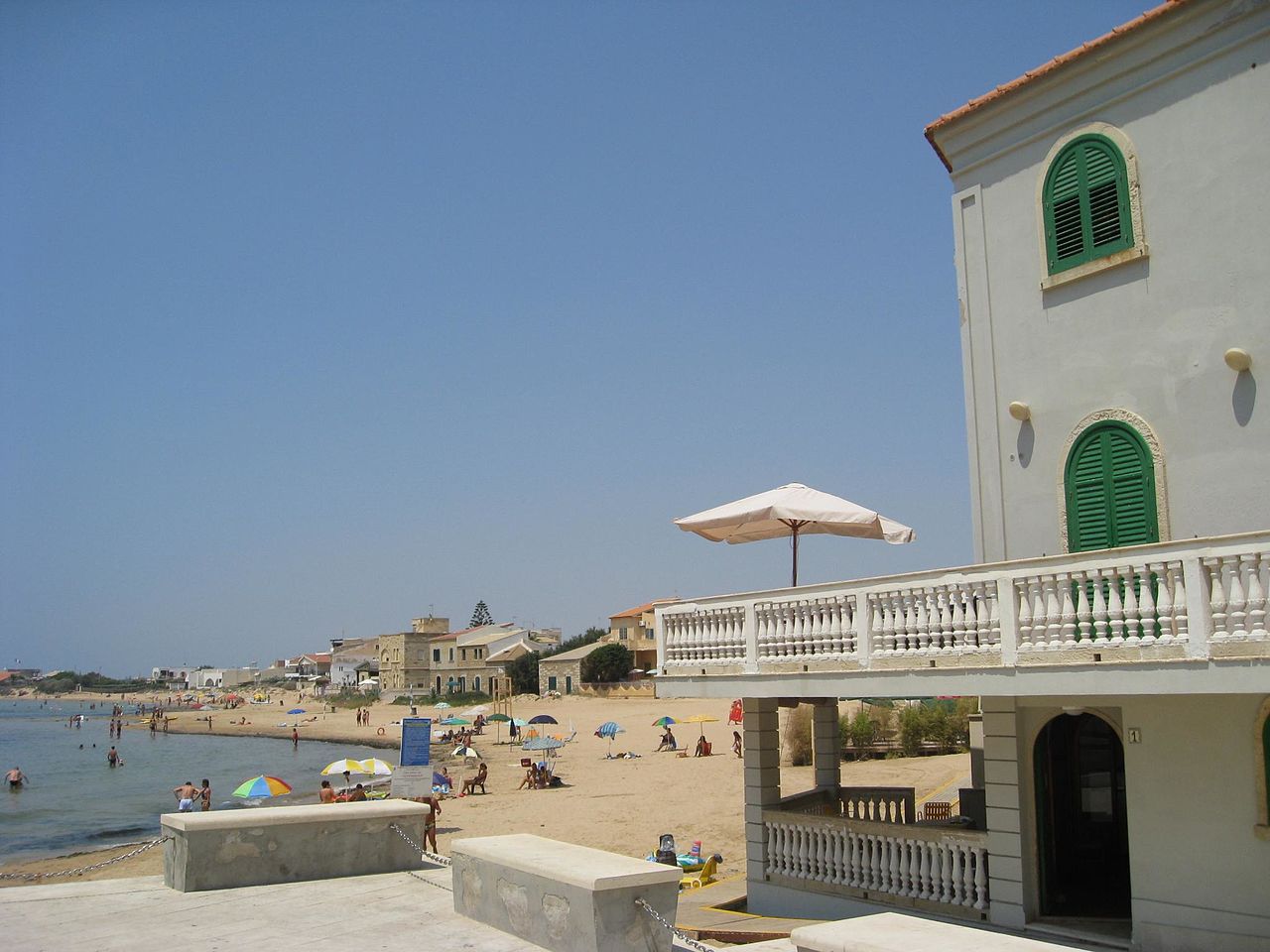 Montalbano's house, beach and good food - Top Secret Sicily