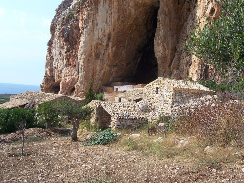 Grotte de Mangiapane, Sicile