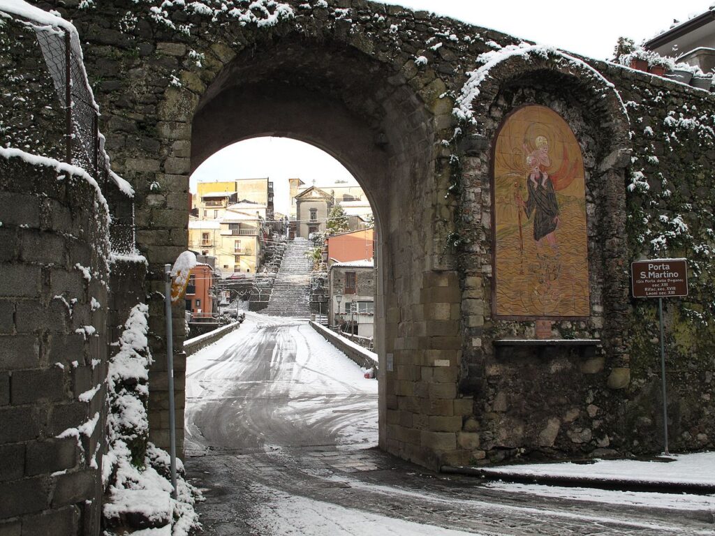 Porta di San Martino e scalanita dei Cappuccini, Randazzo